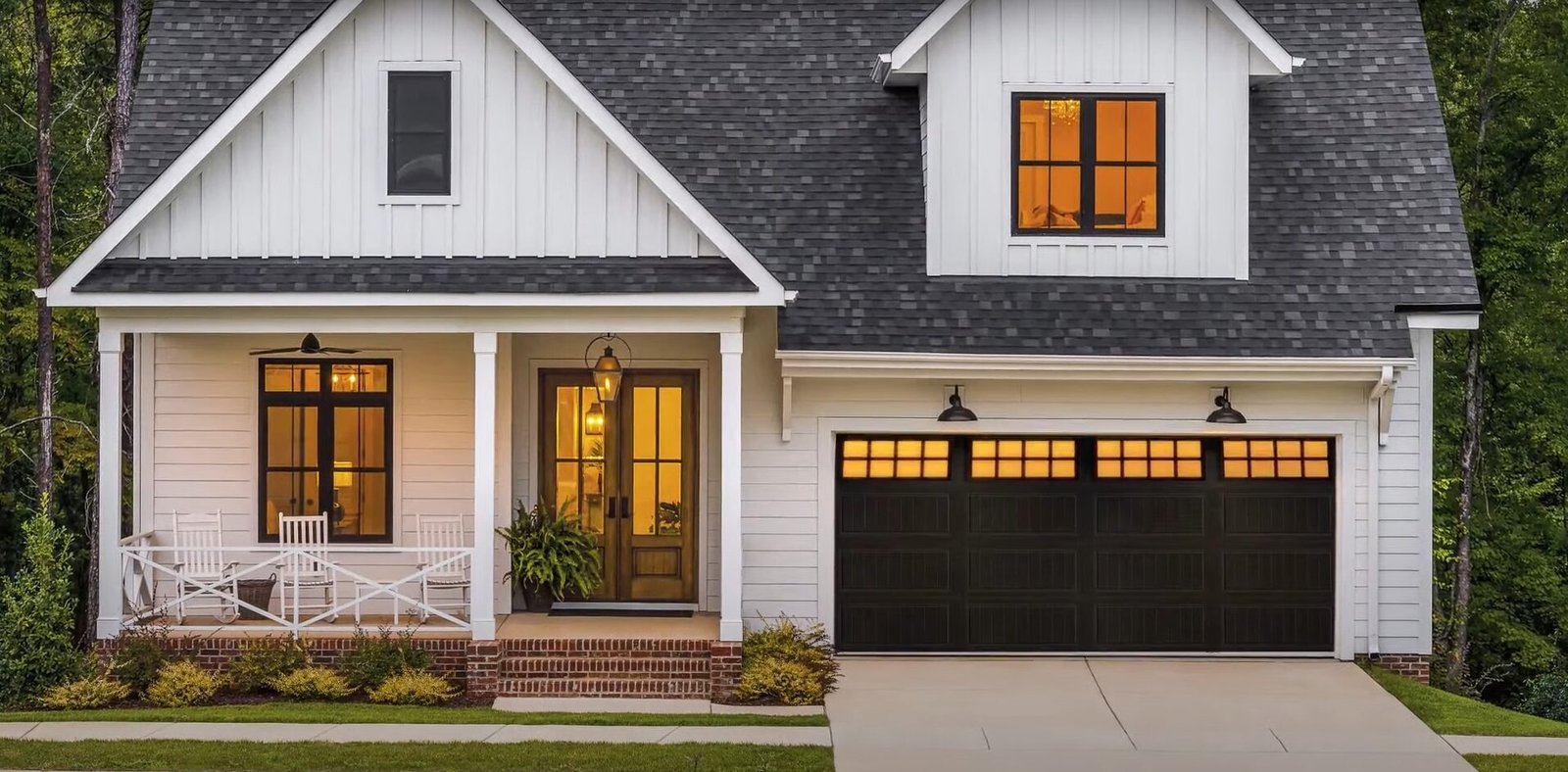 Choosing the Right Garage Door Replacement for Your Home